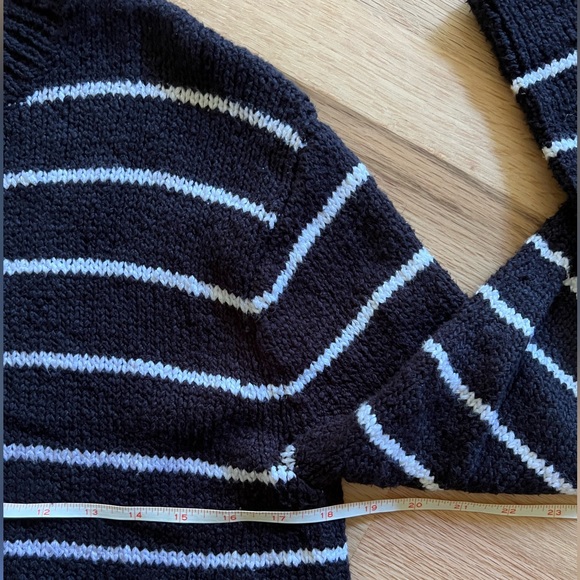 Vince black and white striped sweater, size medium - Picture 3 of 3